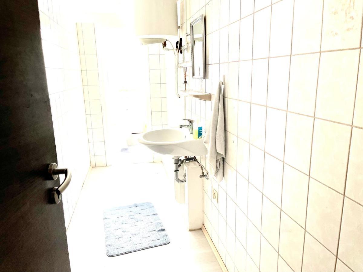 #World Monteurzimmer Schkeuditz Luaran gambar
